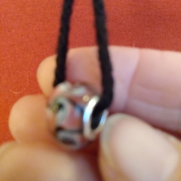 925 marked glass charm pink, white, and black. - Picture 3 of 3